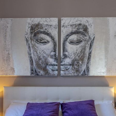 Bright Santa Croce Apartment ฟลอเรนซ์ ภายนอก รูปภาพ
