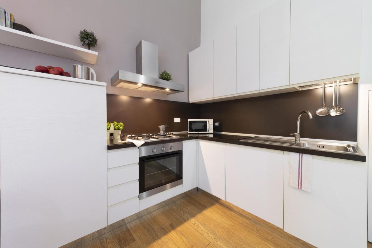 Bright Santa Croce Apartment ฟลอเรนซ์ ภายนอก รูปภาพ