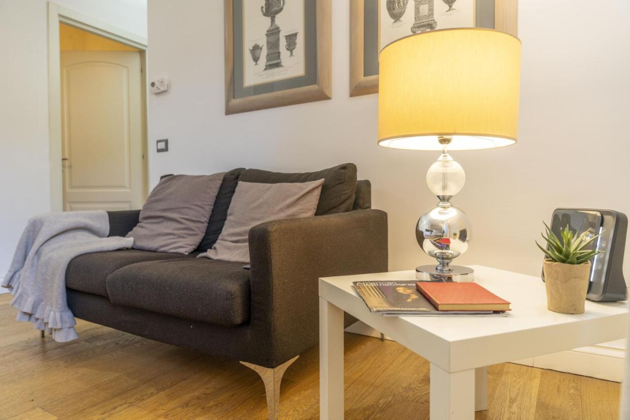 Bright Santa Croce Apartment ฟลอเรนซ์ ภายนอก รูปภาพ