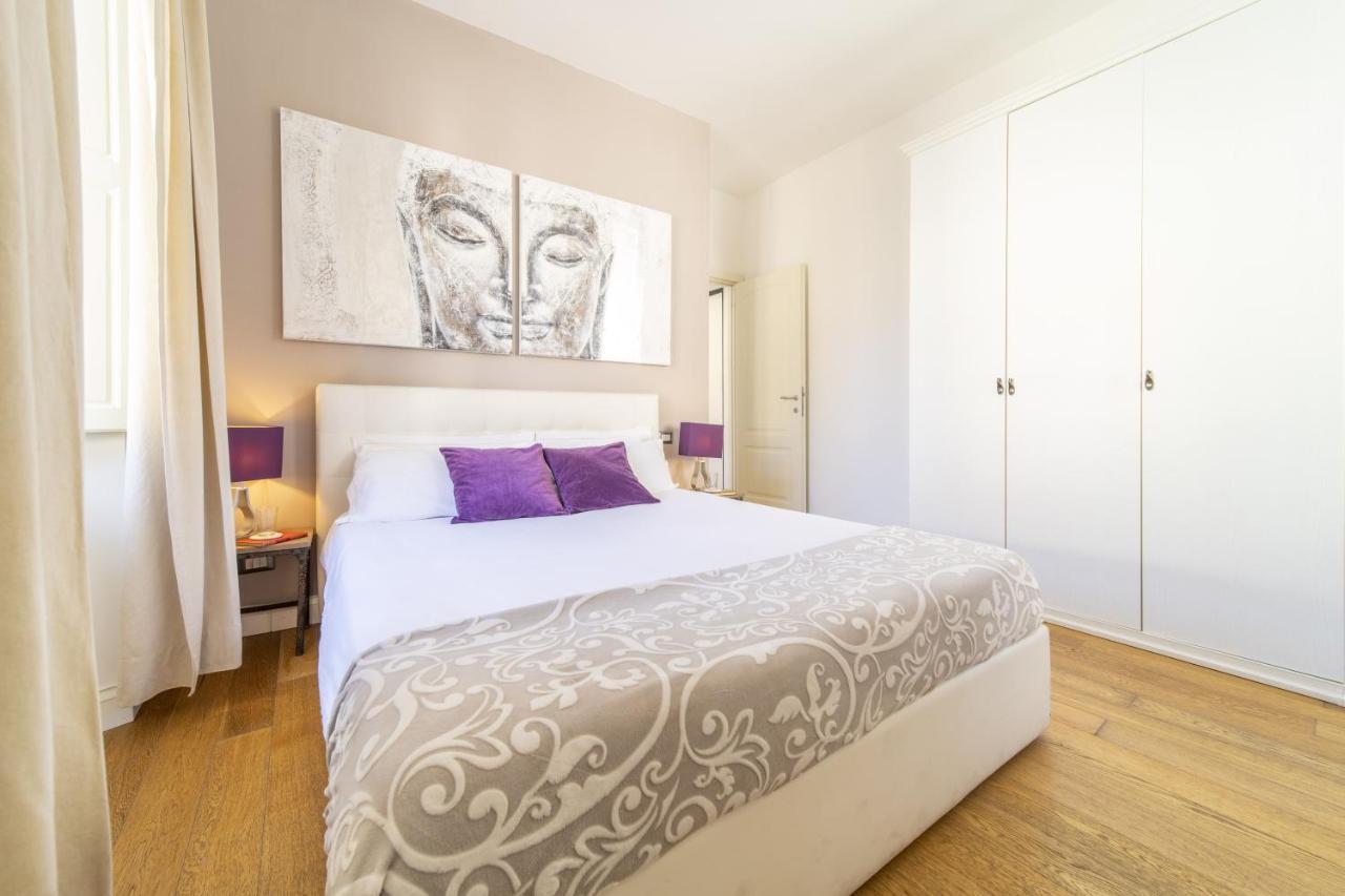 Bright Santa Croce Apartment ฟลอเรนซ์ ภายนอก รูปภาพ