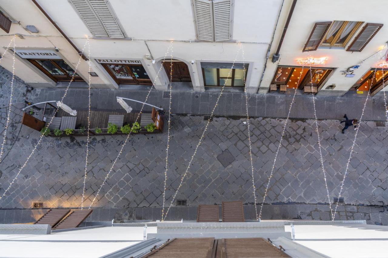 Bright Santa Croce Apartment ฟลอเรนซ์ ภายนอก รูปภาพ